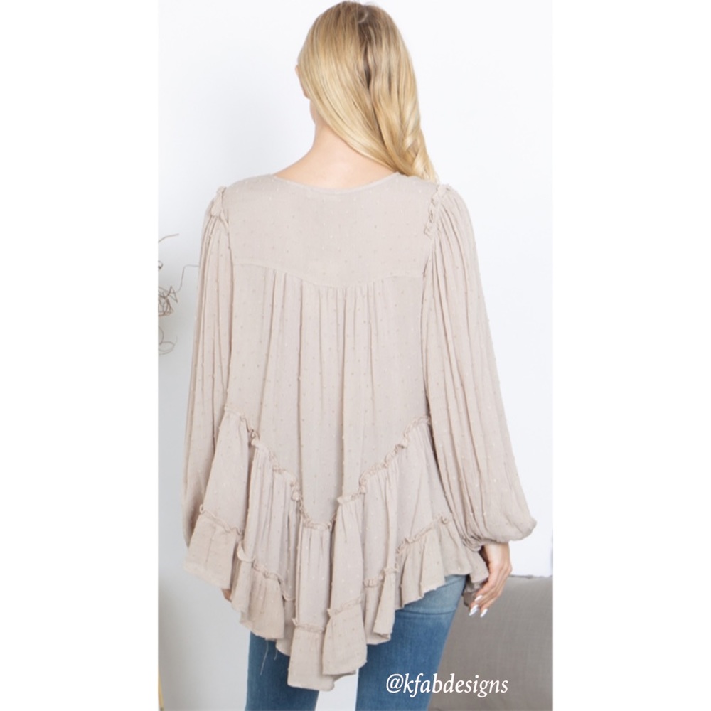 LAST 2! Asymmetric Hem- Functional button and tie detail Khaki Swiss Dot Top! - Picture 6 of 6